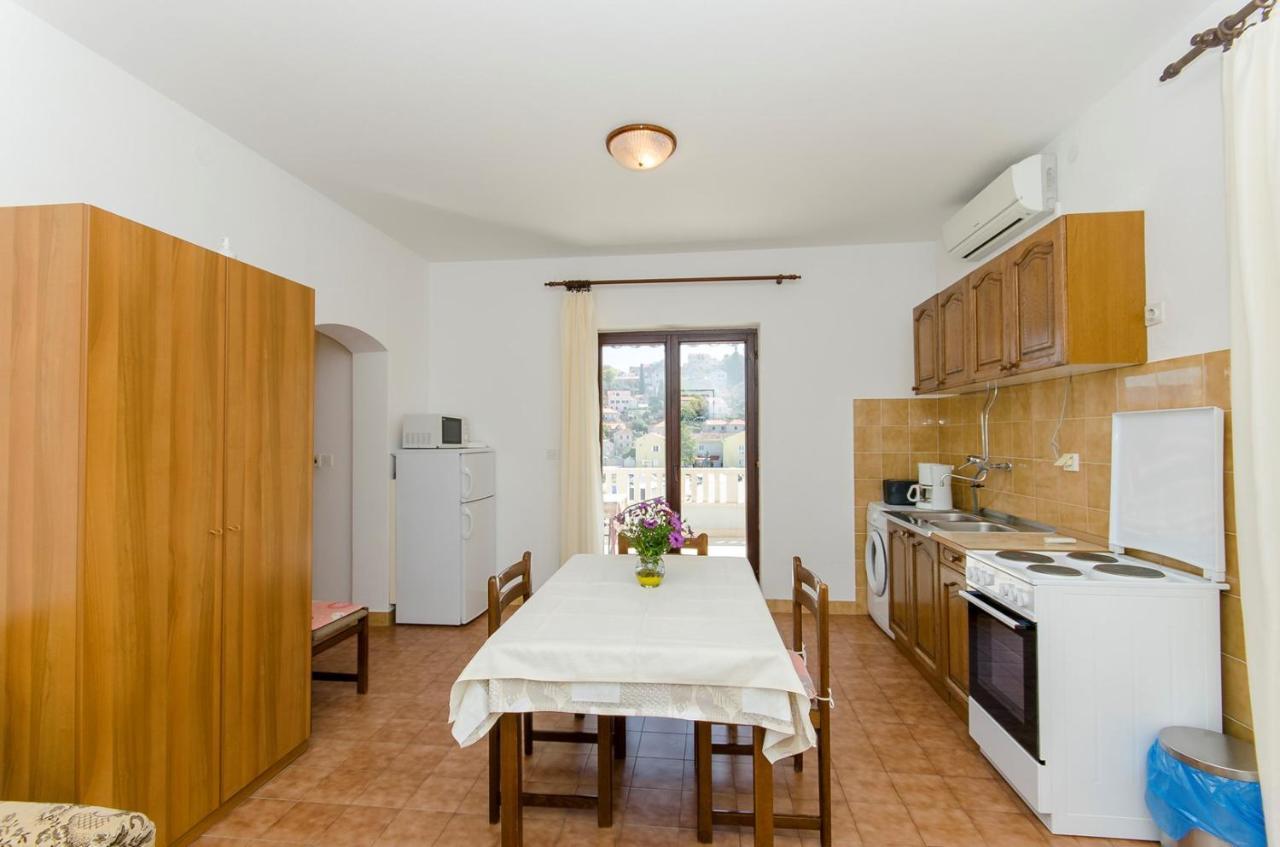 Apartments Goran Постіра Екстер'єр фото