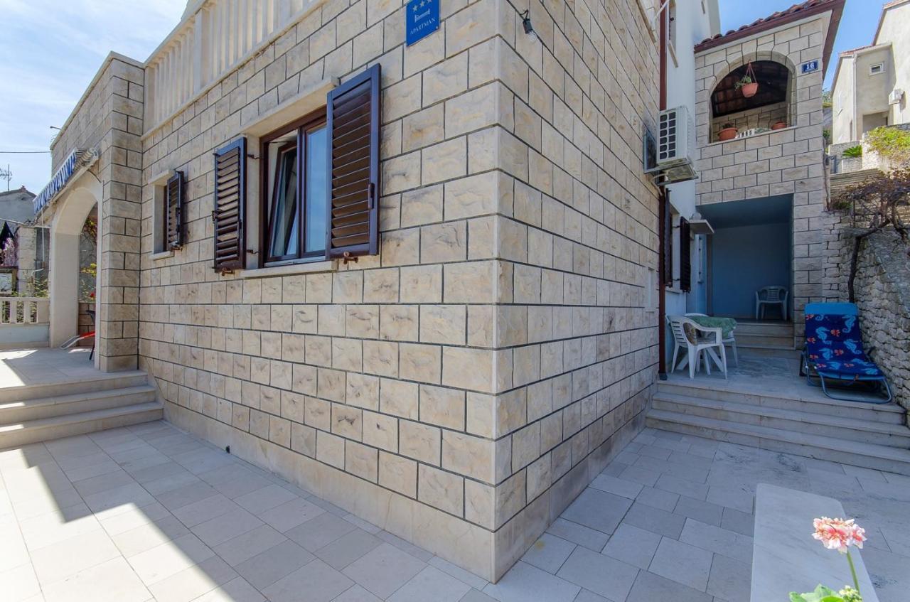 Apartments Goran Постіра Екстер'єр фото