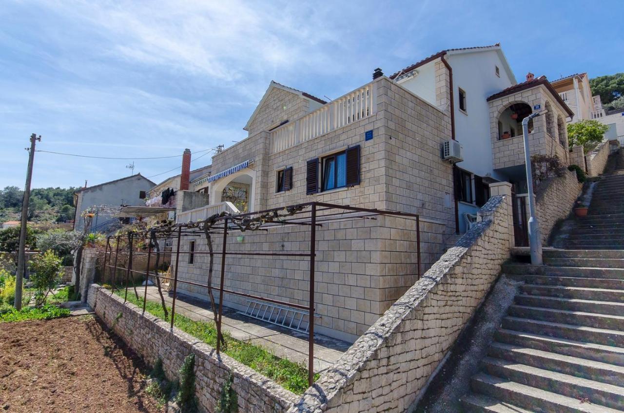 Apartments Goran Постіра Екстер'єр фото